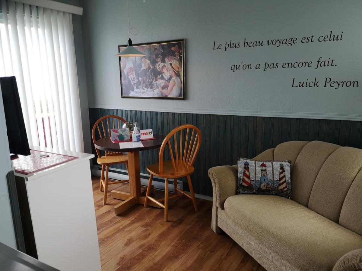 Les Cabines Du Phare Rimouski Zewnętrze zdjęcie