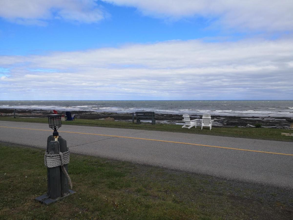 Les Cabines Du Phare Rimouski Zewnętrze zdjęcie